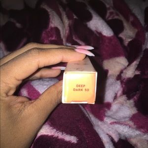 Colourpop no filter concealer